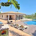 בית נופש Monte Avos By Ecovillas