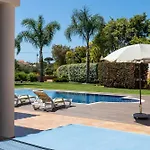 בית נופש Monte Avos By Ecovillas אלבופיירה