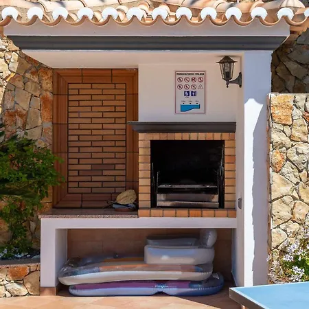 別荘 Monte Avos By Ecovillas *