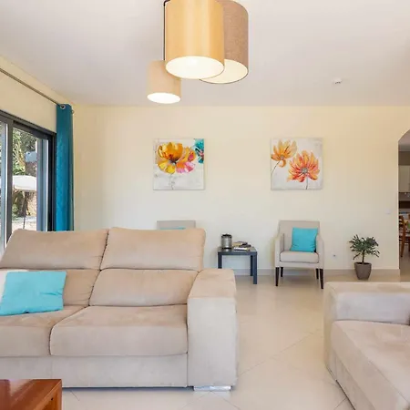 Monte Avos By Ecovillas Αλμπουφέιρα